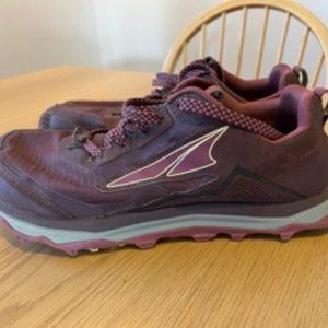 Altra Lone Peak 5 - Women's Size 8.5